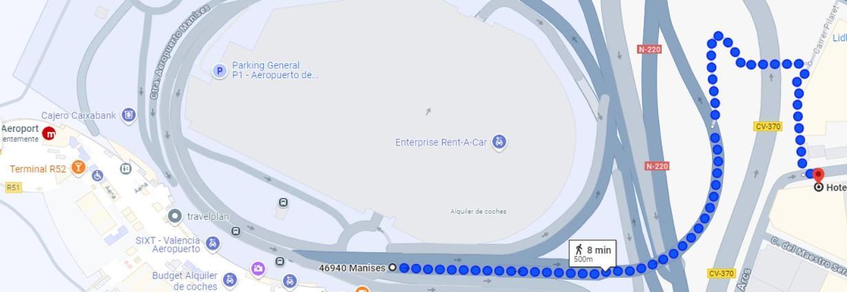 Hotel Aviacion Манисес Екстериор снимка